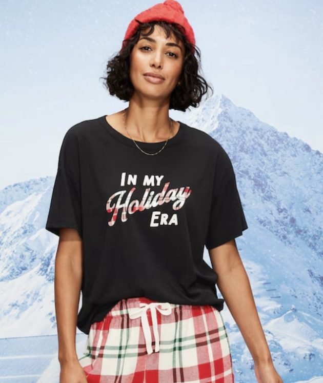 Old Navy: Holiday Tees only $5 today!