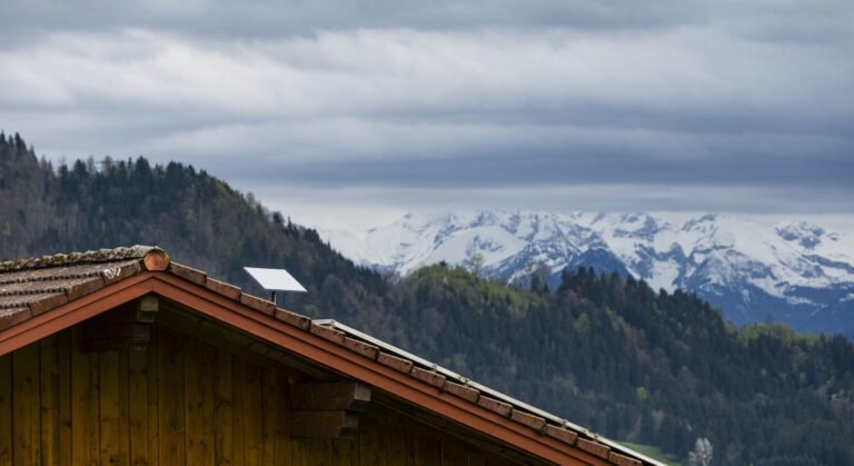 Starlink Launches $40 Month Home Internet Plan: What’s the Catch?