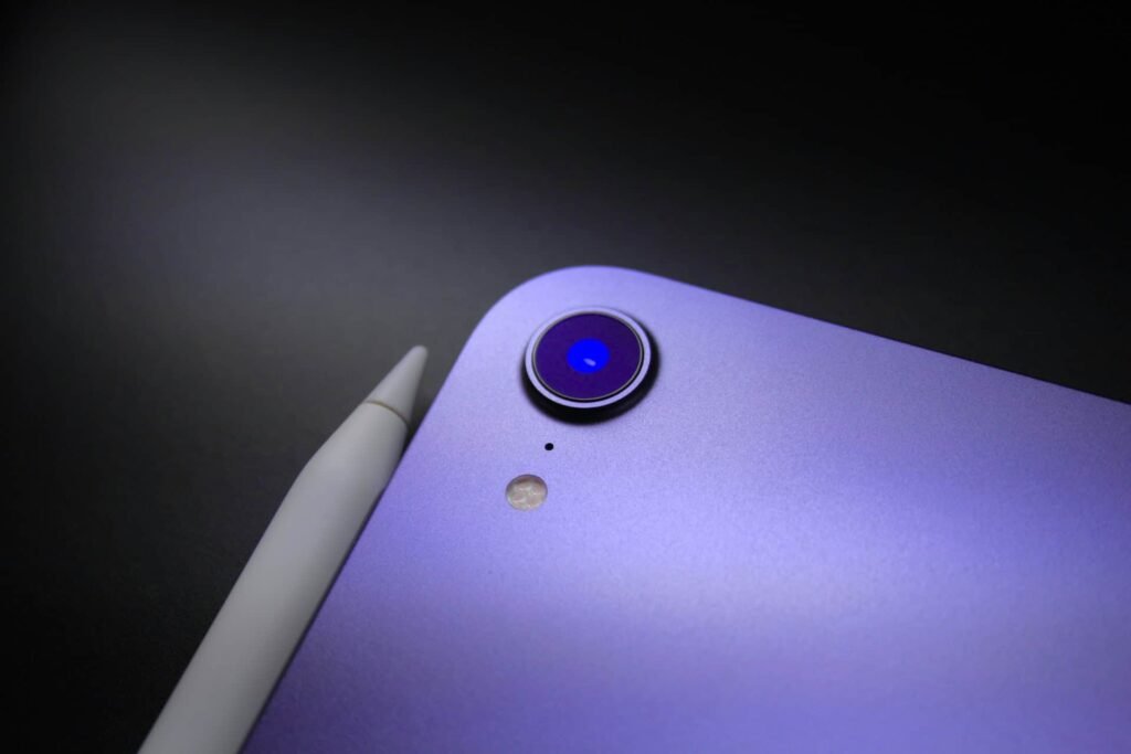 Tablet Shipments Drop Globally in Q3 2025 — Apple Leads, Samsung Slips