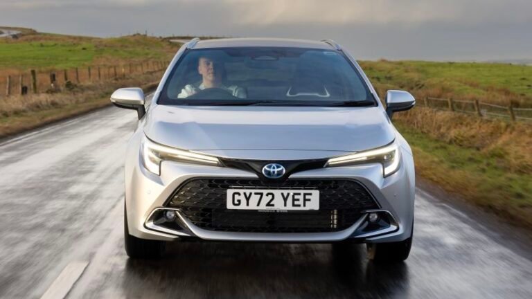 Car Deal of the Day: Toyota Corolla Touring Sports is an efficient estate for just £207 a month