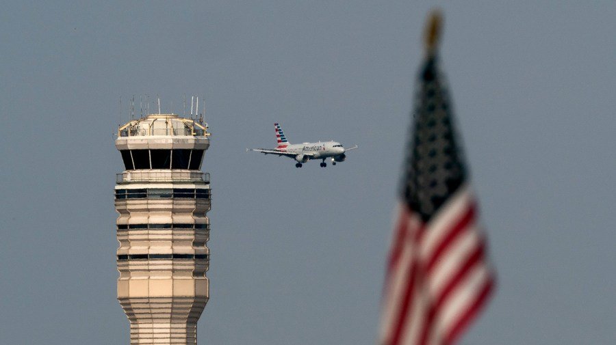 Senate panel to examine shutdown impact on aviation safety