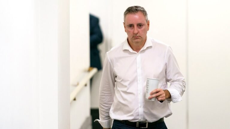 House Republican asks Thune, Schumer to work on bipartisan ObamaCare subsidies extension bill