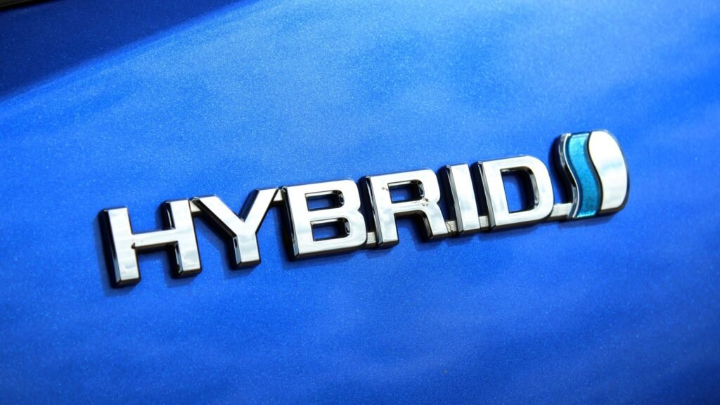 Do Hybrid Drivetrains Need To Warm Up Before Driving?