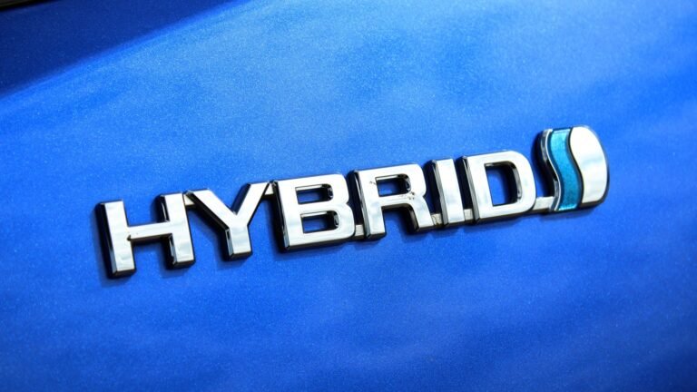 Do Hybrid Drivetrains Need To Warm Up Before Driving?