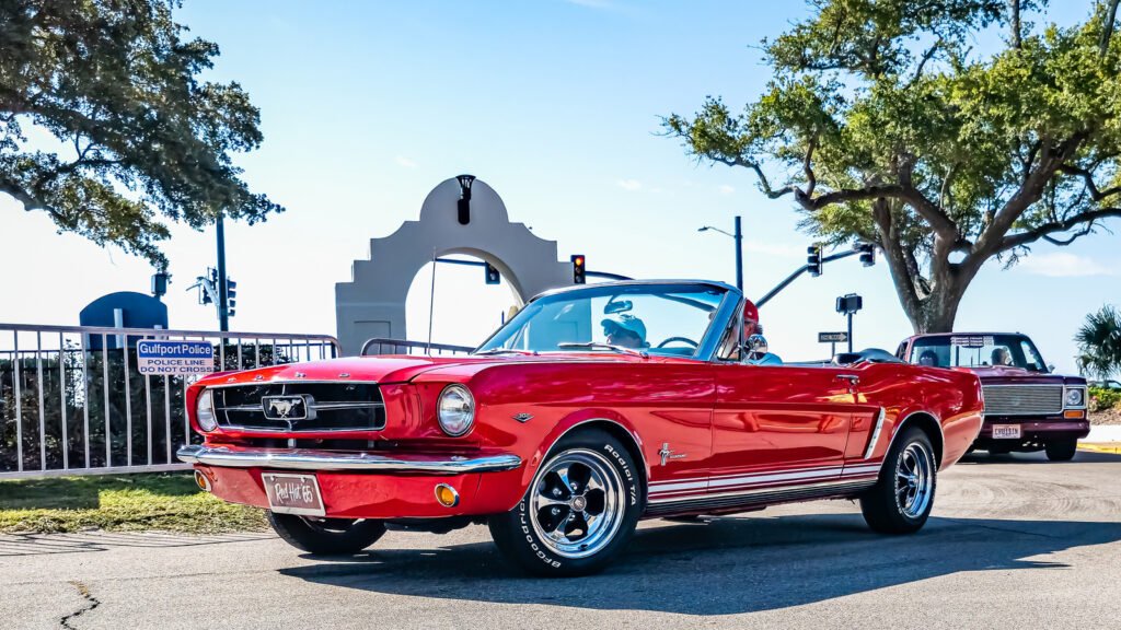 How Ford's Small-Block V8 Helped Shape The Muscle Car Era