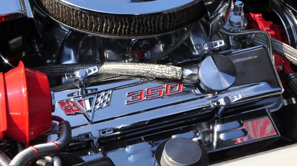 Chevy 350 Vs. Oldsmobile 350: How Are They Different?