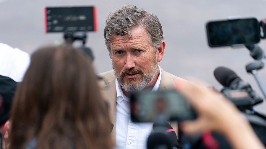 Massie predicts a 'deluge' of House Republicans will vote to release Epstein files