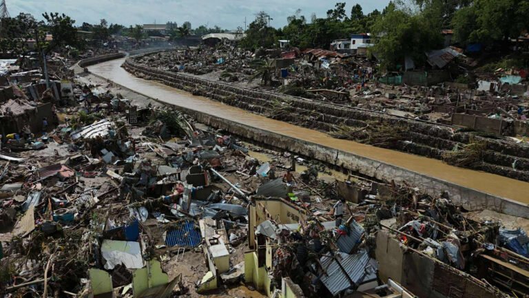 Disaster-battered nations seek $120B in adaptation cash