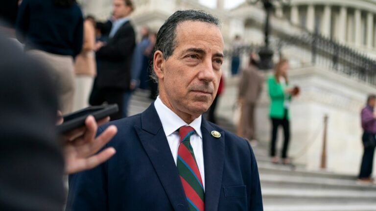 Raskin blasts 'blatantly corrupt' Senate deal allowing suits over secret phone record subpoenas