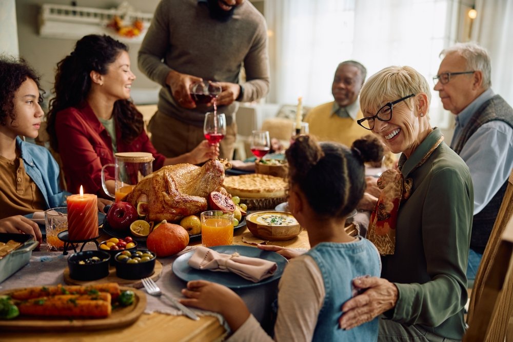10 Reasons To Help A Neighbor This Year For Thanksgiving