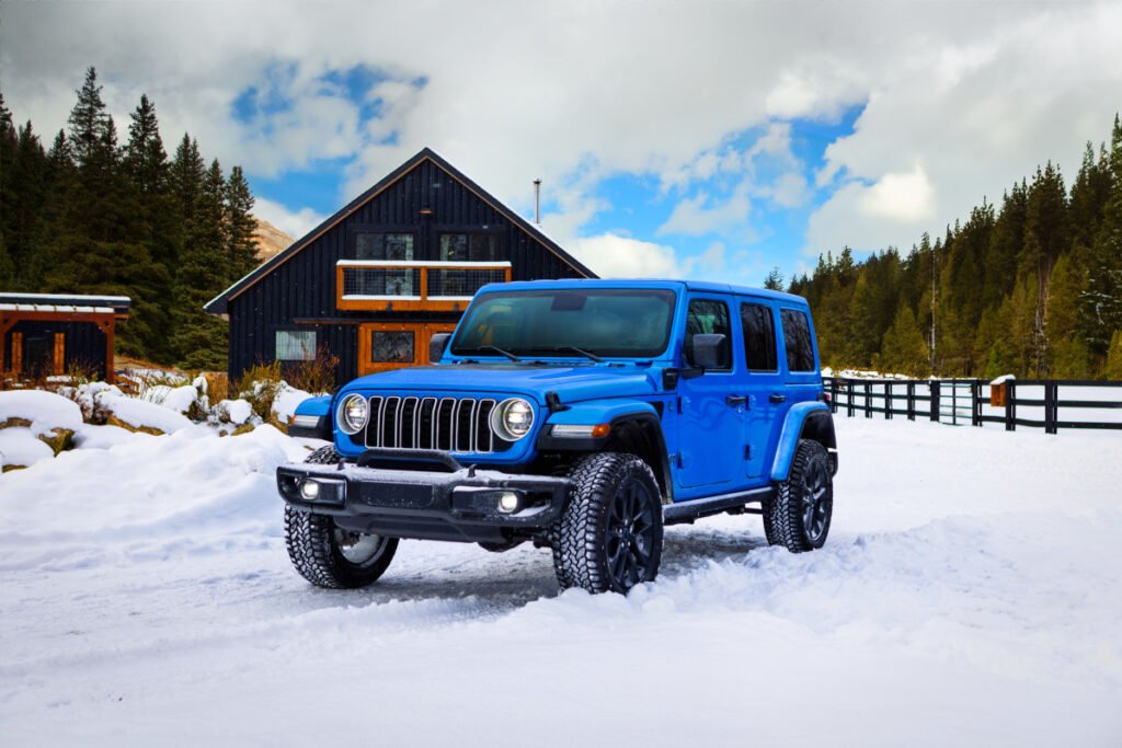 Jeep Warns Hybrid SUV Owners Not to Charge After New Fire Recall