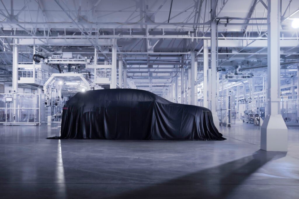 Bentley’s First Electric SUV Is Coming — But the V8 Isn’t Going Anywhere