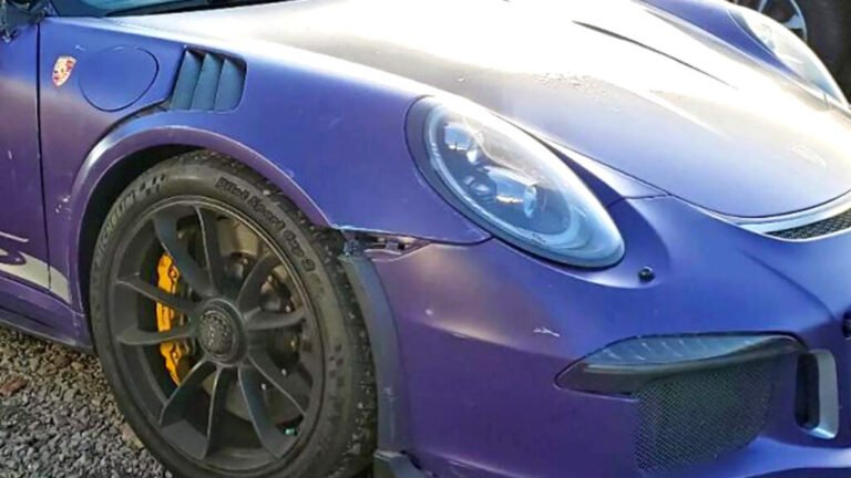 This Wrecked 911 GT3 Might Be Someone’s Last-Minute Christmas Miracle
