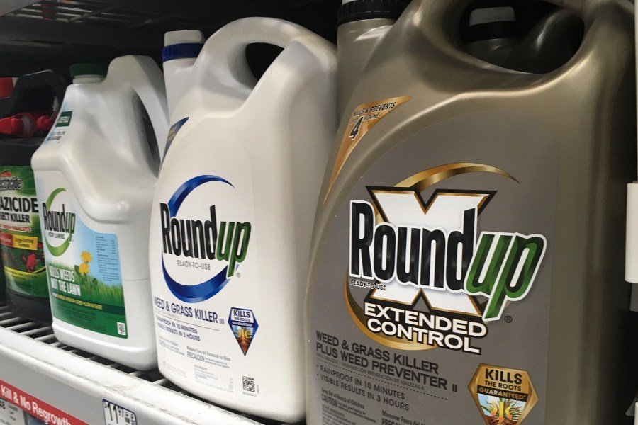 Trump admin backs Monsanto effort to limit Roundup lawsuits over glyphosate