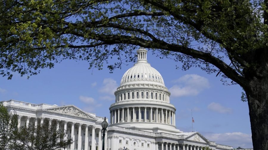 AI fights split Republicans in high-stakes NDAA talks