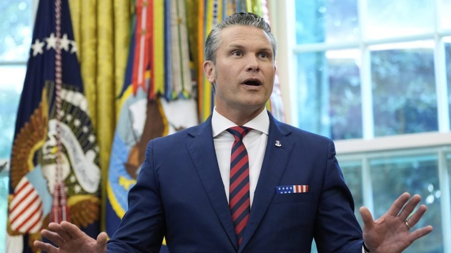 New Democrats call on Hegseth to resign over Signal report