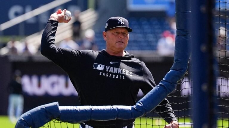 Trump pushes for baseball Hall of Fame to admit Roger Clemens