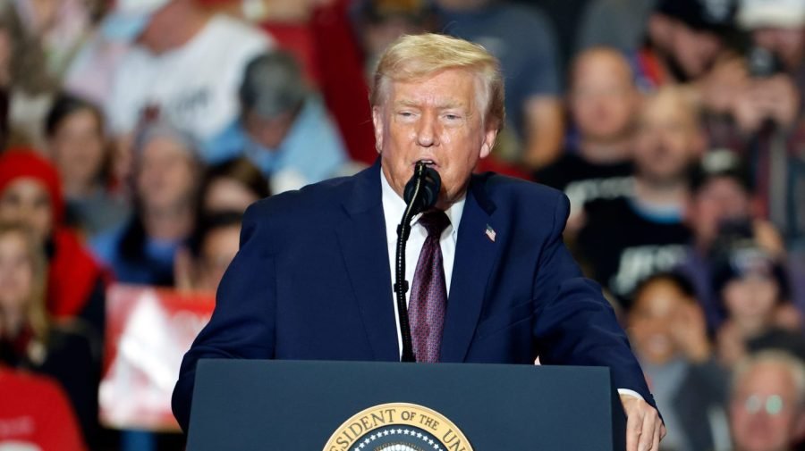 Trump quips about seeking DOJ settlement: 'I hereby give myself $1 billion'