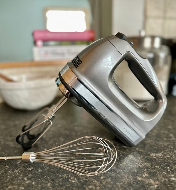 *HOT* KitchenAid 7-Speed Digital Hand Mixer with Flex-Edge Beaters only $55.99 shipped {Reg. $115!}