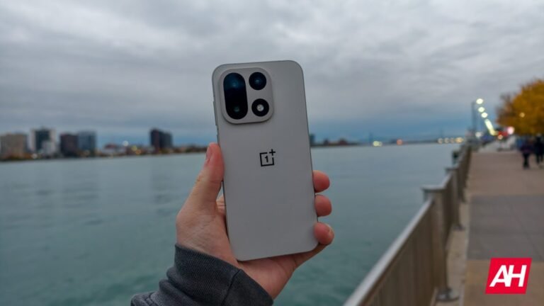 OnePlus 15 Pre-Orders begin December 4 in US