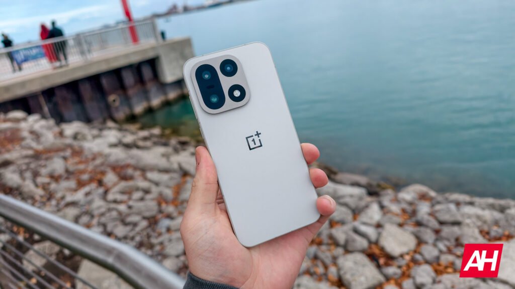 OnePlus 15 Just Got a Quality-of-Life Upgrade — Here’s What Changed