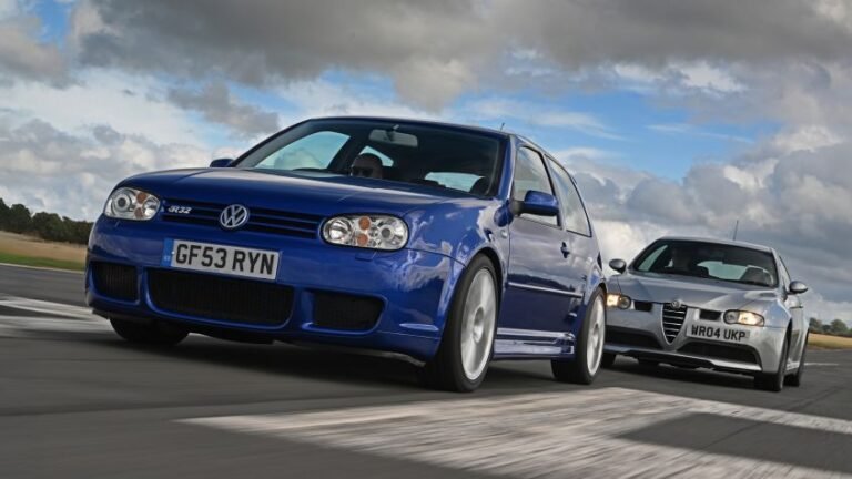 Volkswagen Golf R32 vs Alfa Romeo 147 GTA twin-test - pictures