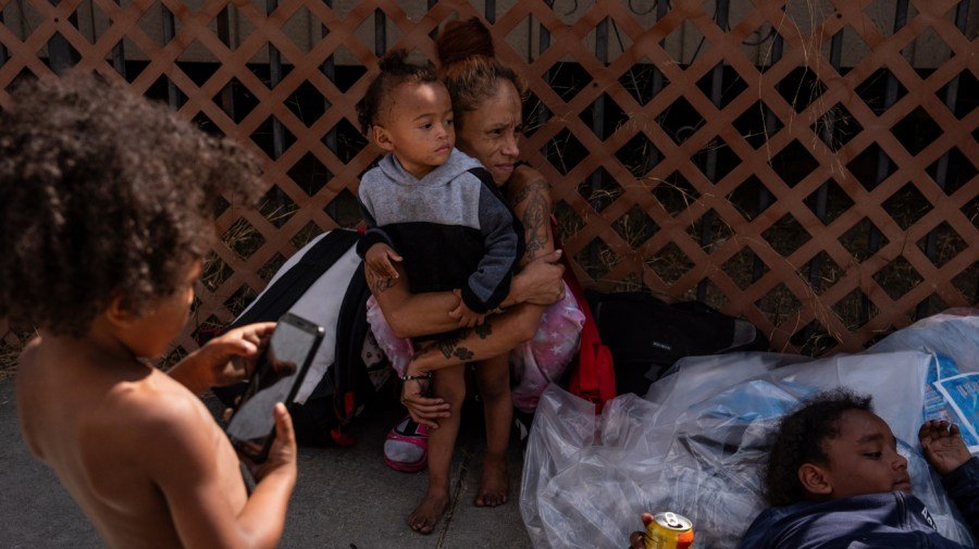 We can reclaim our streets without criminalizing homelessness