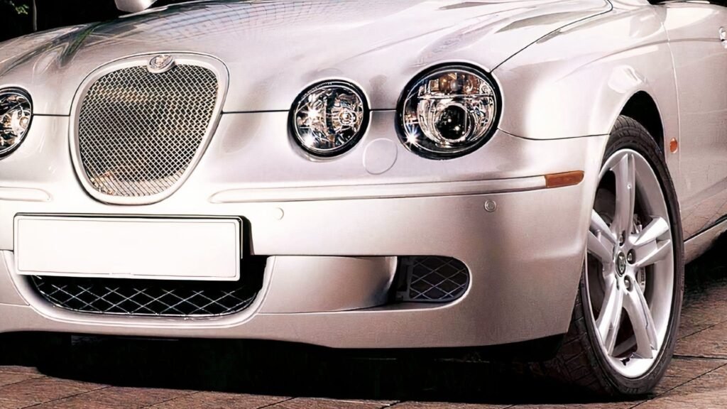 Jaguar S-Type: Retro British Luxury and Performance (1999-2007)