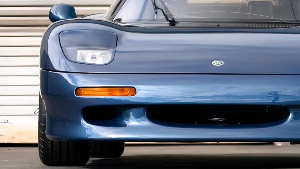 Jaguar's XJ15 Is A Forgotten 1990s V12-Powered Supercar