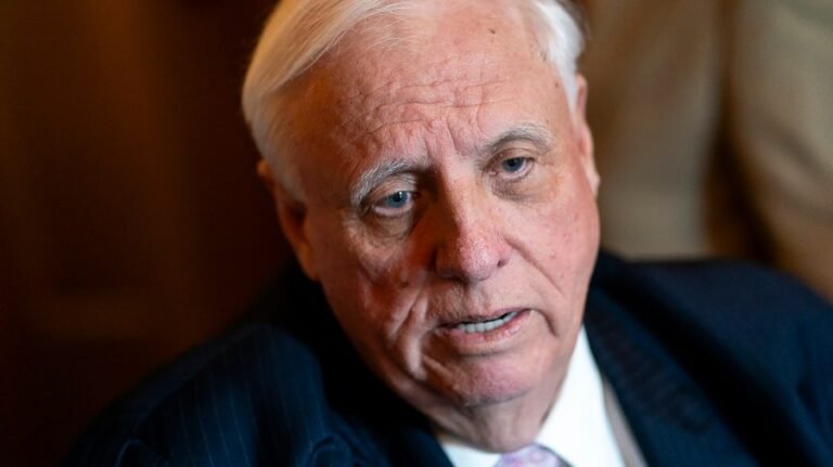 Senate Republican on boat strikes: ‘I’m not comfortable with the two blow’