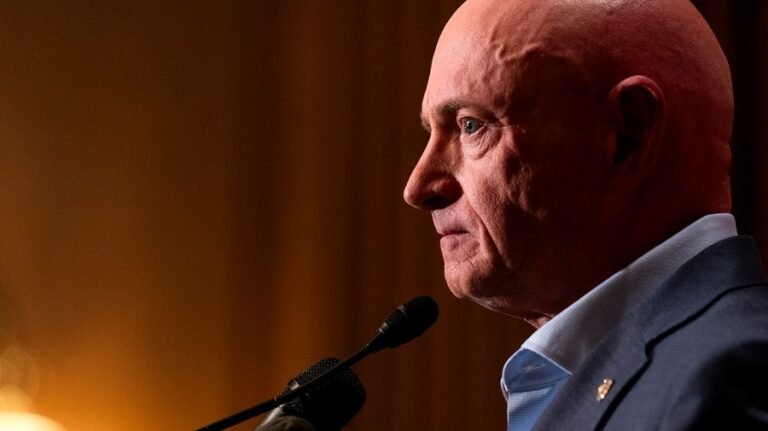 Kelly: Pentagon lawyer 'didn't share all the information' during briefing on boat strike