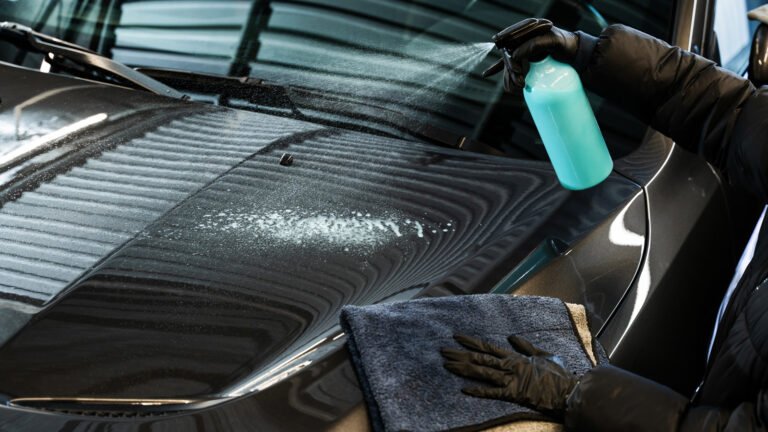 How A Waterless Car Wash Works (And When You Should Use One)