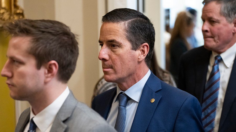 Ohio senator introduces measure to eliminate dual citizenship