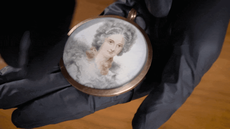 A Deep Dive into the Strange and Touching Victorian-Era Mourning Traditions