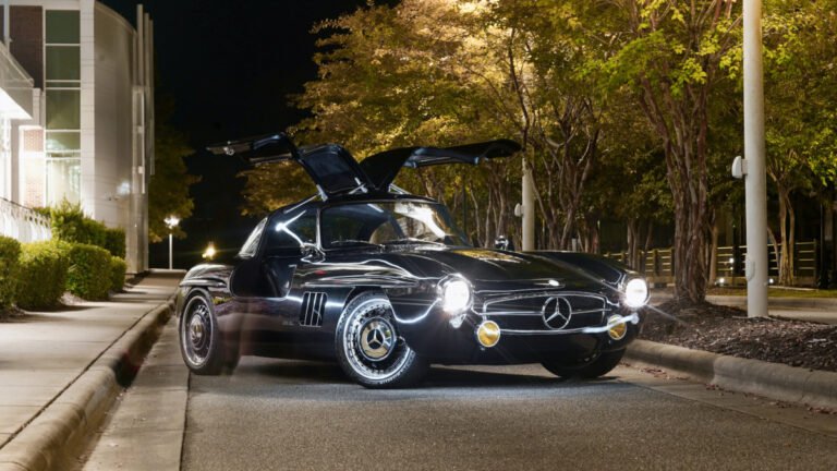This $300K Restomod Turns a Mercedes SLK 55 Into a Modern 300SL Gullwing