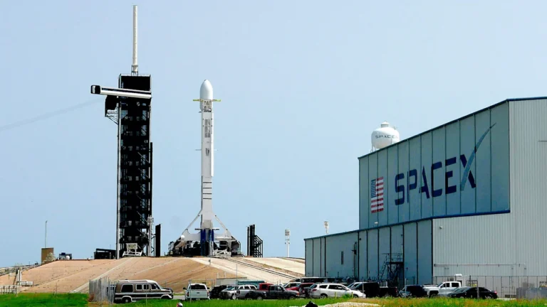 SpaceX offers free Starlink access to Iranian demonstrators amid Internet blackout