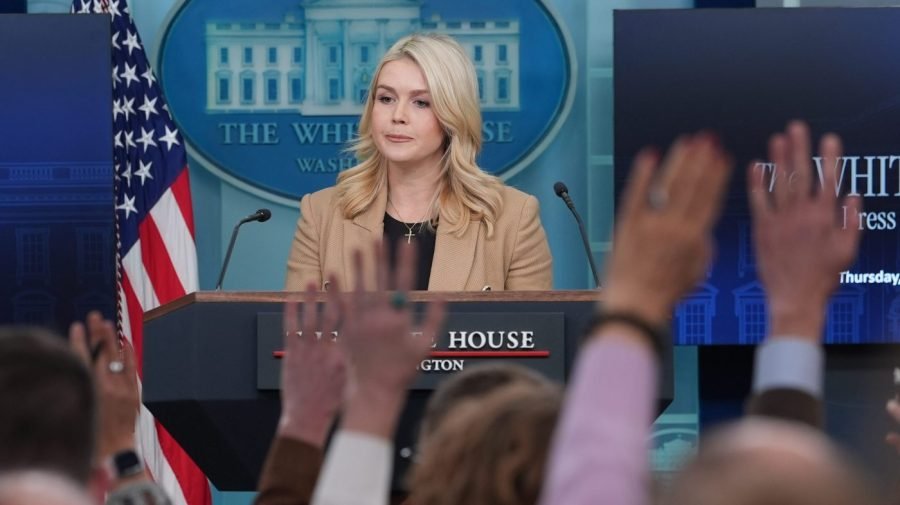 Watch live: White House holds press briefing as Trump ramps up Greenland rhetoric