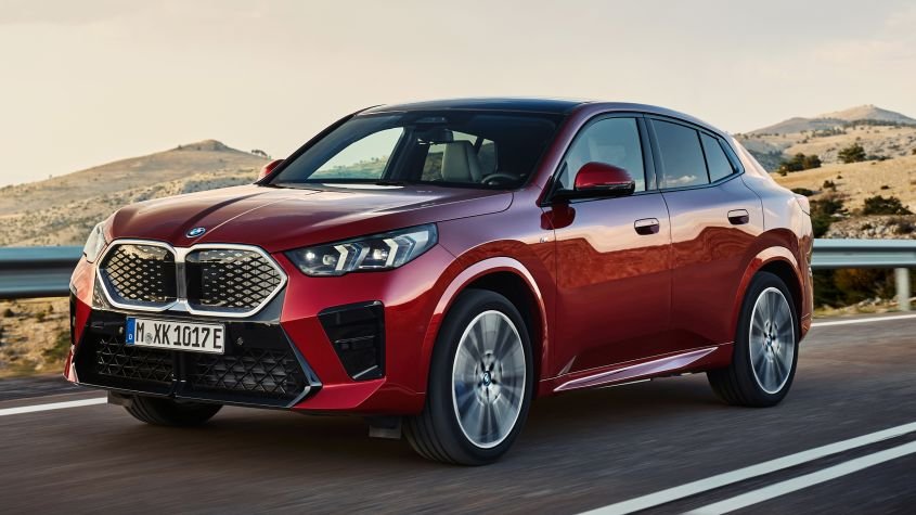 BMW iX1 and iX2 update means both now go further on a charge