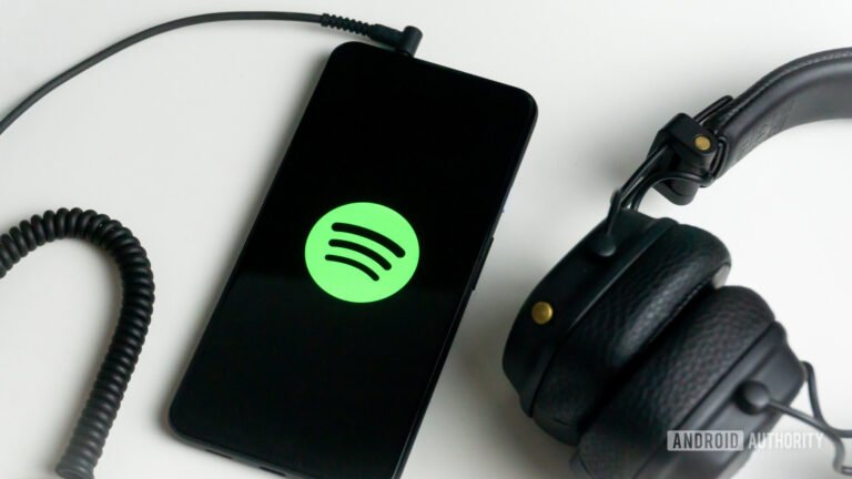 New Spotify update puts song lyrics exactly where you want them