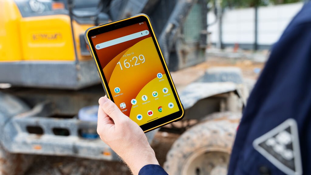 RugKing Tablets Debut With Heavy-Duty Design and Low Prices