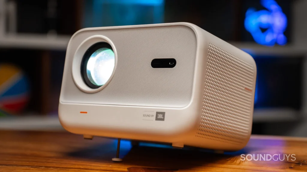 Can you believe the Yaber Projector L2s is only $102 right now?!