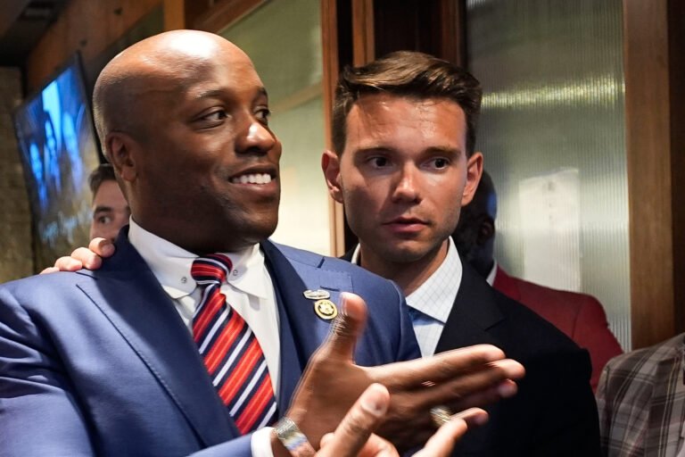 Top Hunt aide charged taxpayers $44,000 in hotel expenses