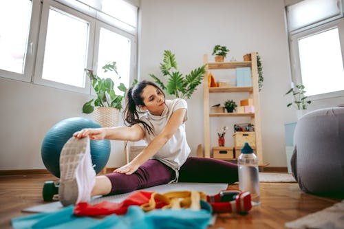 How To Create A Home Gym That’s Actually For You (Not “New Year, New You”)