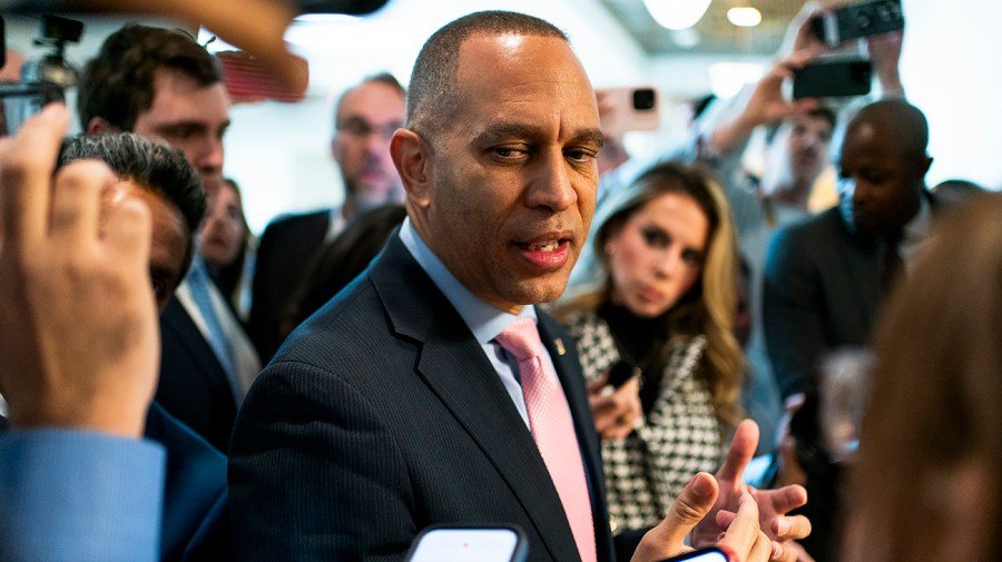 Jeffries: 'Zero basis' to arrest Lemon