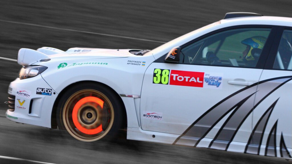 What Causes Brakes To Overheat (And What To Do When It Happens)