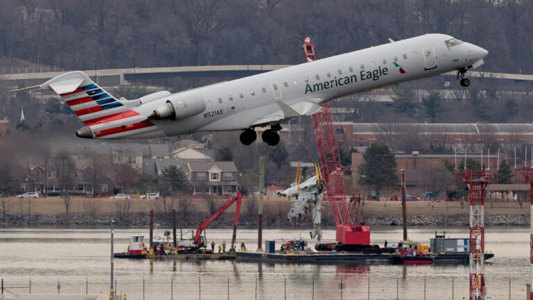 It Wasn't The Pilots: NTSB Says The Black Hawk-Airliner Crash Was Due To FAA Failures