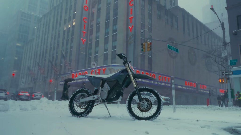 Dirt Biking Through New York City's Snowpocalypse Looks Fun As Hell