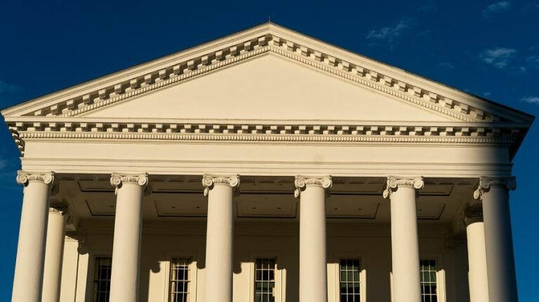 Virginia Democrats appeal ruling on redistricting amendment