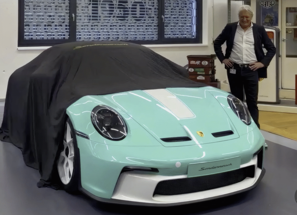 One Of One Porsche 911 S T Funky Minty Shows How Extreme Sonderwunsch Can Be