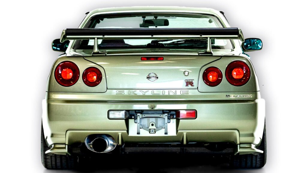 Someone Just Paid $442,000 For This 2002 Nissan Skyline